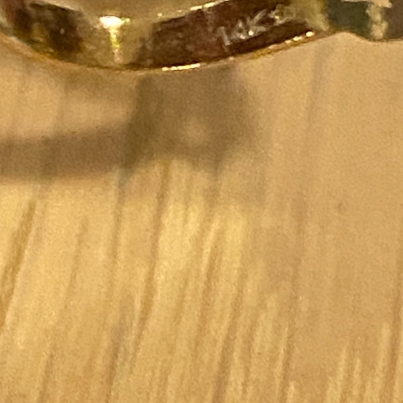 🎉🌹14k solid gold ring - Picture 3 of 3